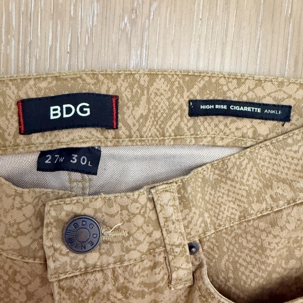 BDG Camel Textured High Rise Pants - Picture 2 of 6